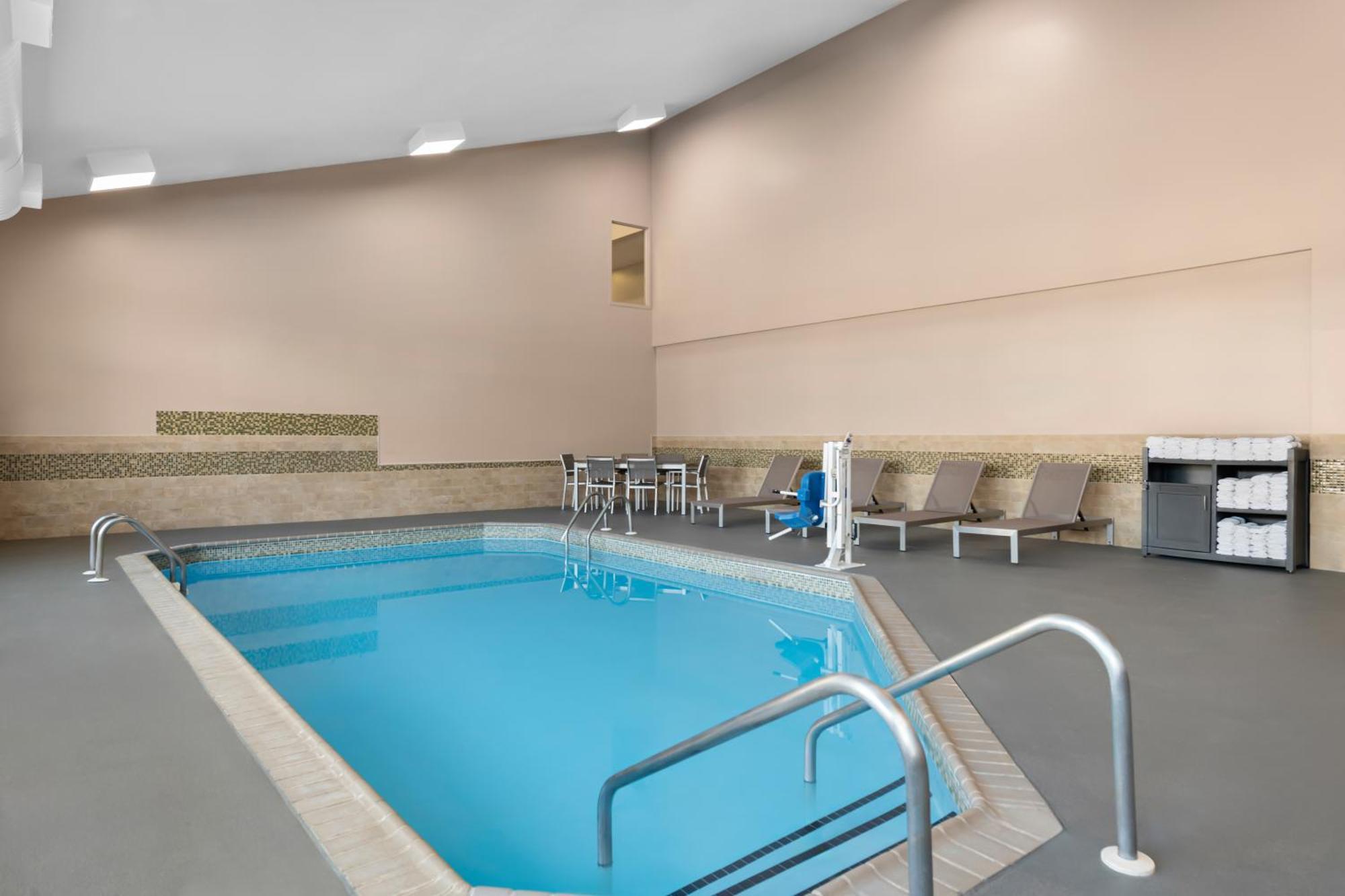 Country Inn & Suites By Radisson, Coon Rapids, Mn מראה חיצוני תמונה