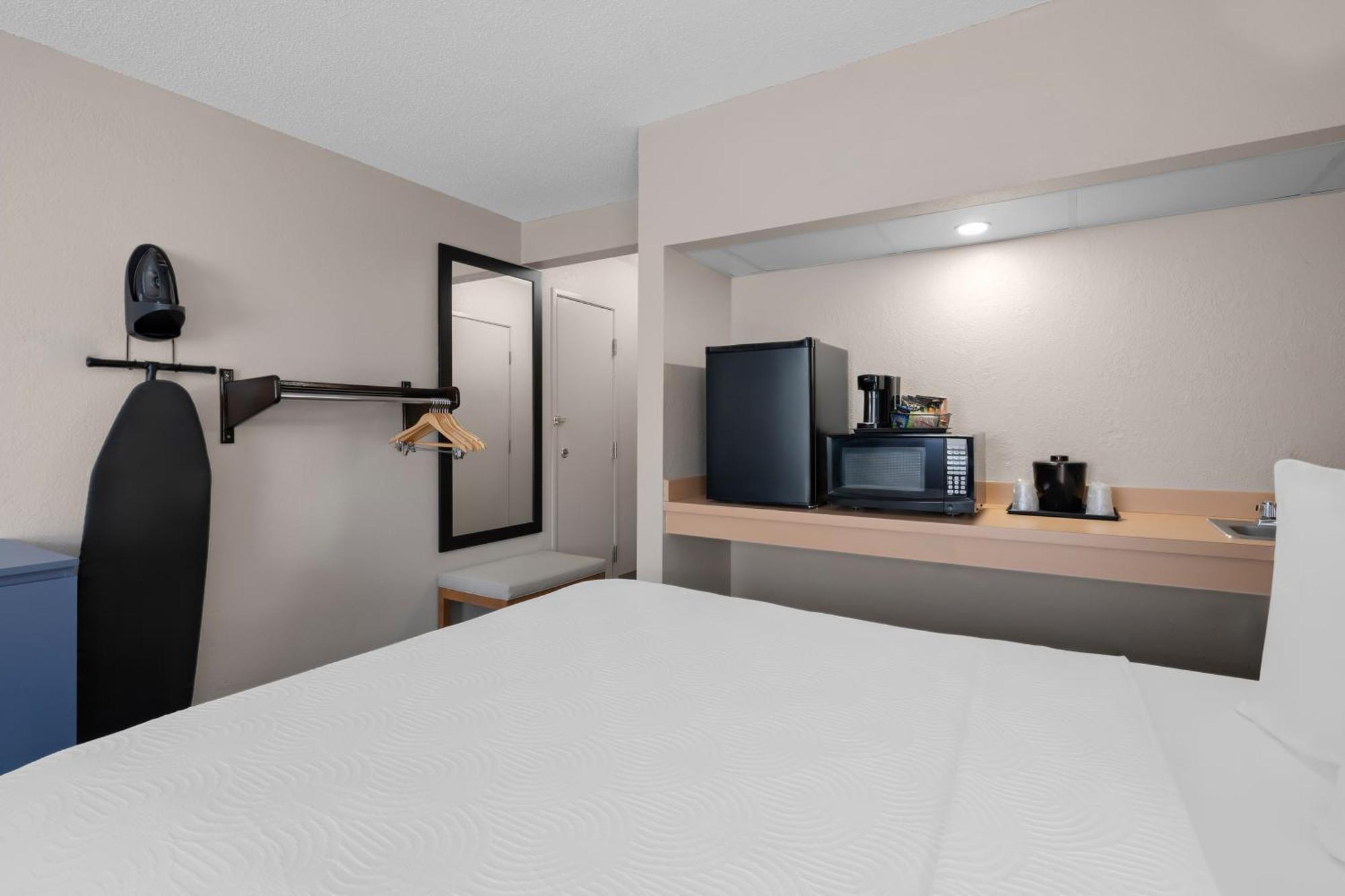 Country Inn & Suites By Radisson, Coon Rapids, Mn מראה חיצוני תמונה