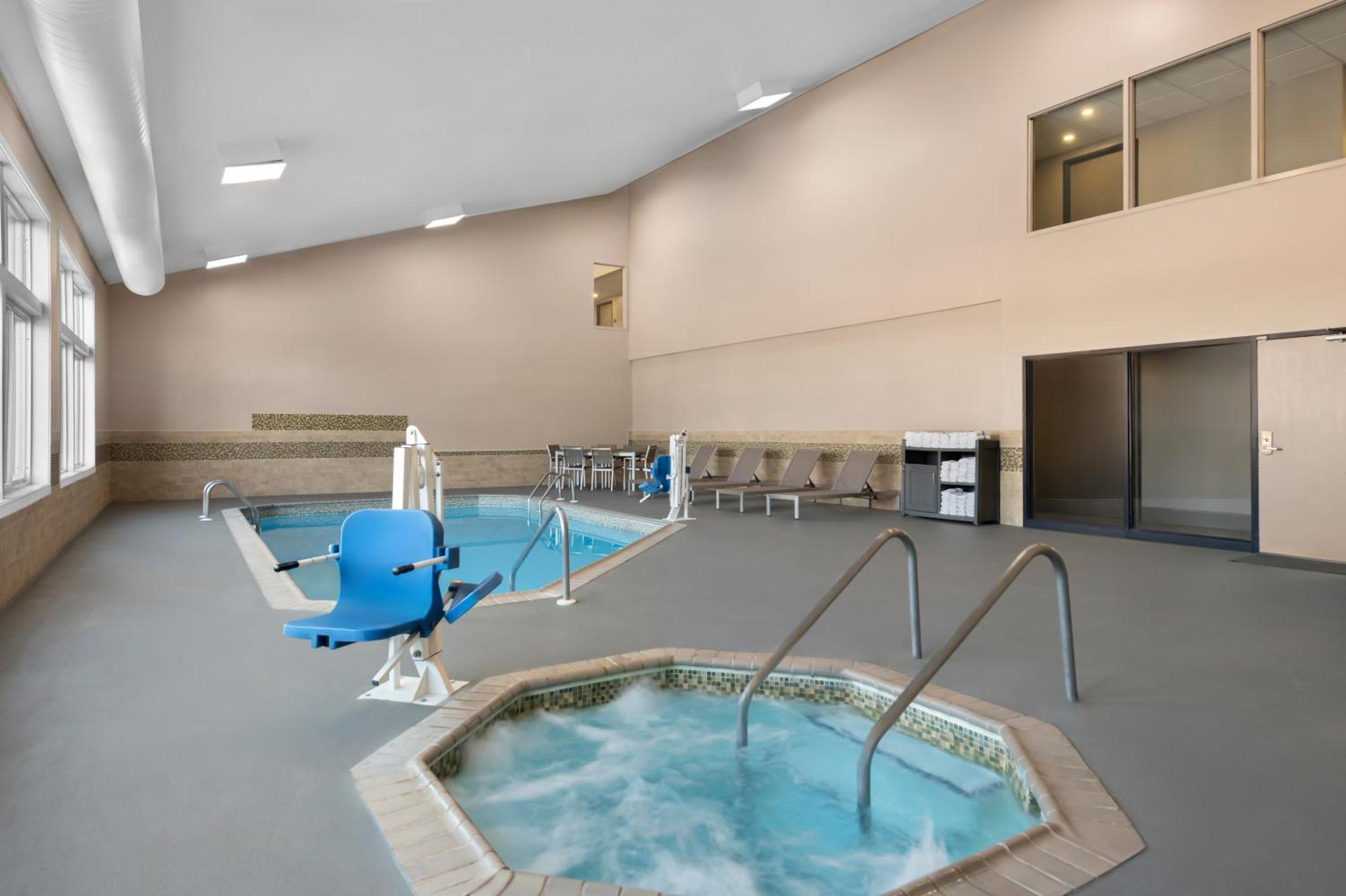 Country Inn & Suites By Radisson, Coon Rapids, Mn מראה חיצוני תמונה